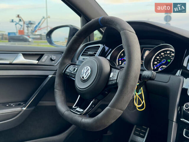 Серый Фольксваген Гольф Р, объемом двигателя 1.98 л и пробегом 142 тыс. км за 19999 $, фото 49 на Automoto.ua