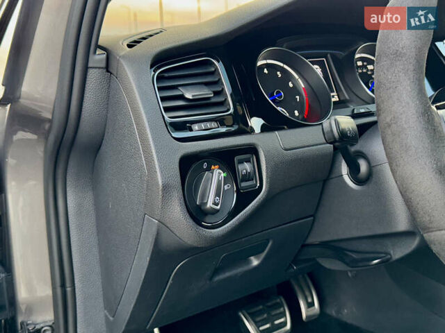 Сірий Фольксваген Гольф Р, об'ємом двигуна 1.98 л та пробігом 142 тис. км за 19900 $, фото 19 на Automoto.ua