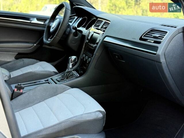 Серый Фольксваген Гольф Р, объемом двигателя 1.98 л и пробегом 142 тыс. км за 18500 $, фото 20 на Automoto.ua