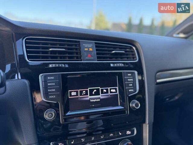 Сірий Фольксваген Гольф Р, об'ємом двигуна 1.98 л та пробігом 142 тис. км за 19500 $, фото 22 на Automoto.ua