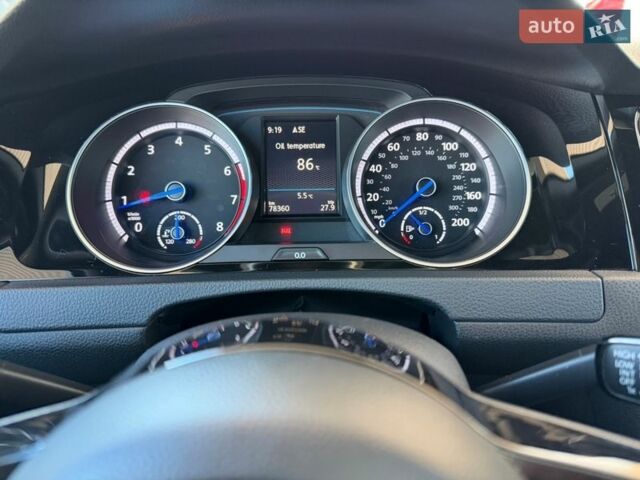 Серый Фольксваген Гольф Р, объемом двигателя 2 л и пробегом 78 тыс. км за 20500 $, фото 15 на Automoto.ua