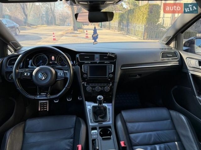 Серый Фольксваген Гольф Р, объемом двигателя 2 л и пробегом 78 тыс. км за 20500 $, фото 17 на Automoto.ua