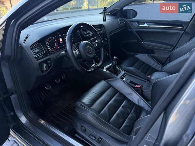 Серый Фольксваген Гольф Р, объемом двигателя 1.97 л и пробегом 143 тыс. км за 23999 $, фото 90 на Automoto.ua