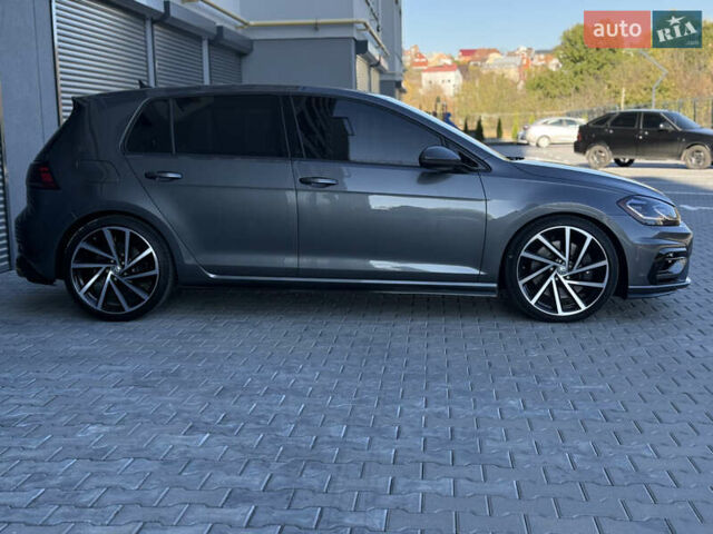 Серый Фольксваген Гольф Р, объемом двигателя 1.97 л и пробегом 143 тыс. км за 23999 $, фото 112 на Automoto.ua