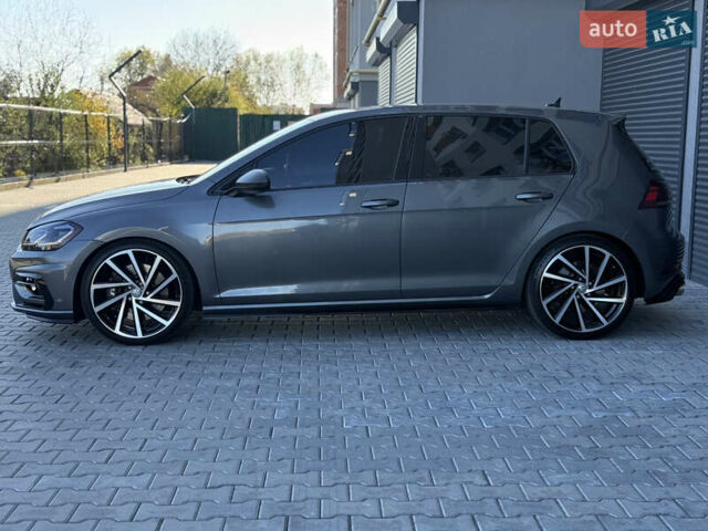 Серый Фольксваген Гольф Р, объемом двигателя 1.97 л и пробегом 143 тыс. км за 23999 $, фото 2 на Automoto.ua