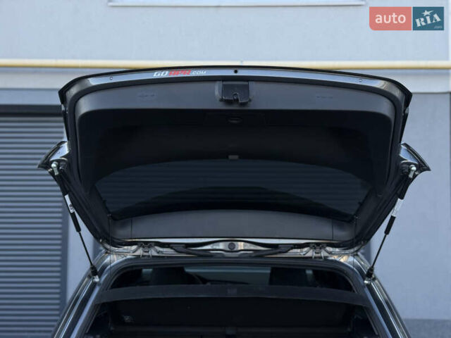 Серый Фольксваген Гольф Р, объемом двигателя 1.97 л и пробегом 143 тыс. км за 23999 $, фото 44 на Automoto.ua