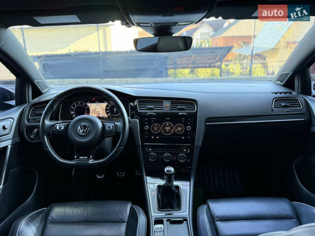 Серый Фольксваген Гольф Р, объемом двигателя 1.97 л и пробегом 143 тыс. км за 23999 $, фото 4 на Automoto.ua
