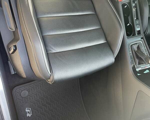 Серый Фольксваген Гольф Р, объемом двигателя 1.98 л и пробегом 50 тыс. км за 26500 $, фото 9 на Automoto.ua