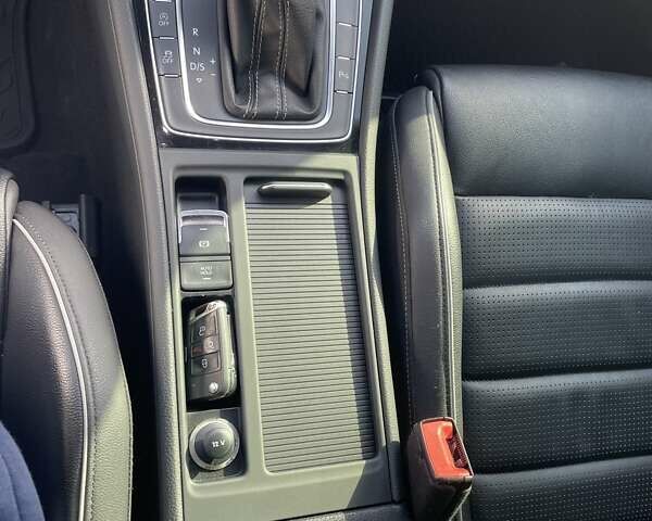 Серый Фольксваген Гольф Р, объемом двигателя 1.98 л и пробегом 50 тыс. км за 26500 $, фото 14 на Automoto.ua