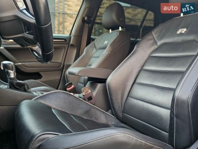 Сірий Фольксваген Гольф Р, об'ємом двигуна 1.97 л та пробігом 95 тис. км за 26000 $, фото 11 на Automoto.ua