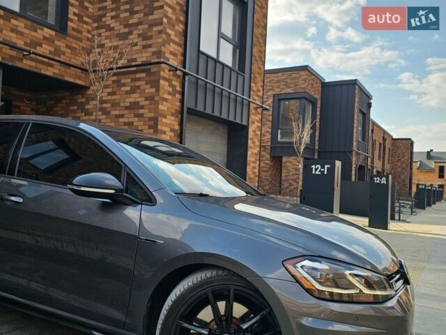Сірий Фольксваген Гольф Р, об'ємом двигуна 1.97 л та пробігом 95 тис. км за 26000 $, фото 3 на Automoto.ua