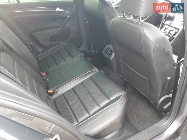 Сірий Фольксваген Гольф Р, об'ємом двигуна 1.97 л та пробігом 51 тис. км за 26900 $, фото 26 на Automoto.ua