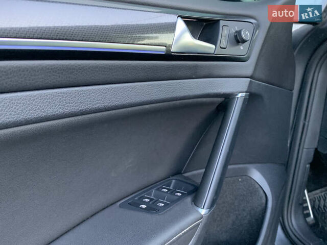 Сірий Фольксваген Гольф Р, об'ємом двигуна 2 л та пробігом 134 тис. км за 25500 $, фото 15 на Automoto.ua