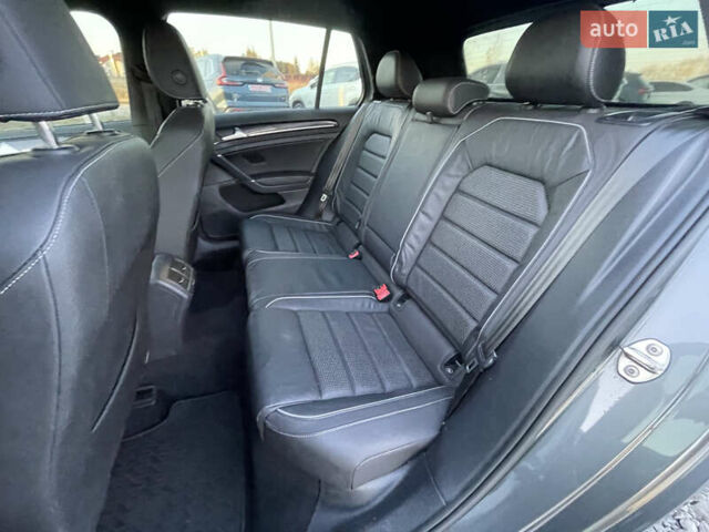 Сірий Фольксваген Гольф Р, об'ємом двигуна 2 л та пробігом 134 тис. км за 25500 $, фото 24 на Automoto.ua