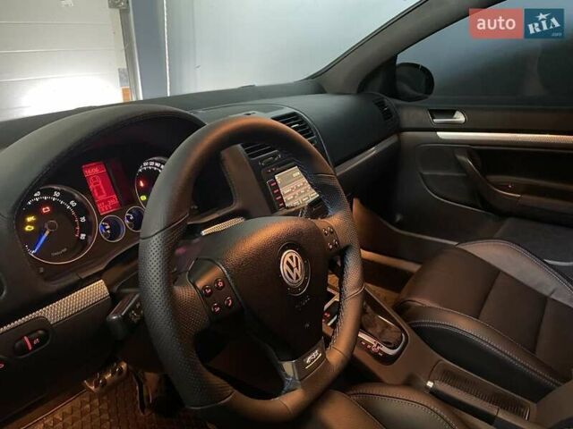 Синий Фольксваген Гольф Р, объемом двигателя 3.19 л и пробегом 172 тыс. км за 29000 $, фото 17 на Automoto.ua