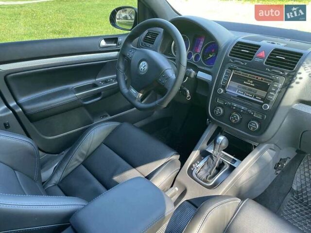 Синий Фольксваген Гольф Р, объемом двигателя 3.19 л и пробегом 172 тыс. км за 29000 $, фото 7 на Automoto.ua