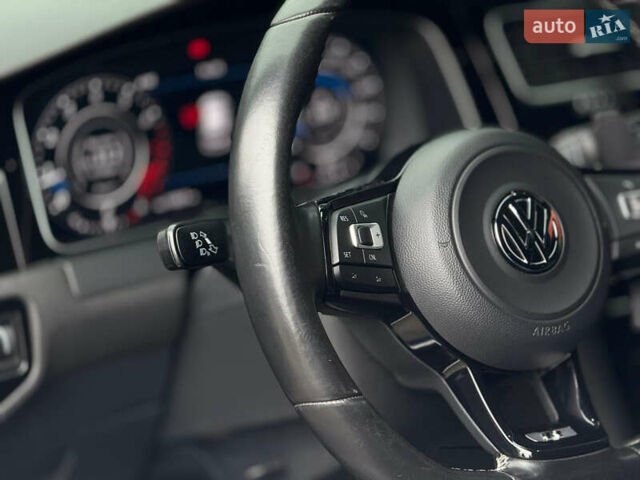 Синий Фольксваген Гольф Р, объемом двигателя 2 л и пробегом 123 тыс. км за 18500 $, фото 80 на Automoto.ua