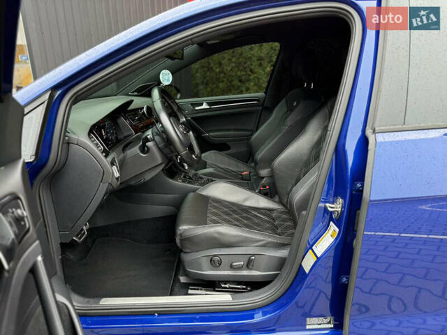 Синий Фольксваген Гольф Р, объемом двигателя 2 л и пробегом 123 тыс. км за 21700 $, фото 63 на Automoto.ua