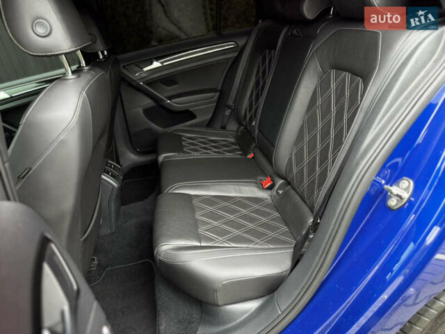Синий Фольксваген Гольф Р, объемом двигателя 2 л и пробегом 123 тыс. км за 18500 $, фото 63 на Automoto.ua