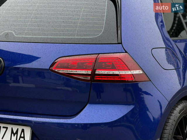 Синий Фольксваген Гольф Р, объемом двигателя 2 л и пробегом 123 тыс. км за 21700 $, фото 35 на Automoto.ua