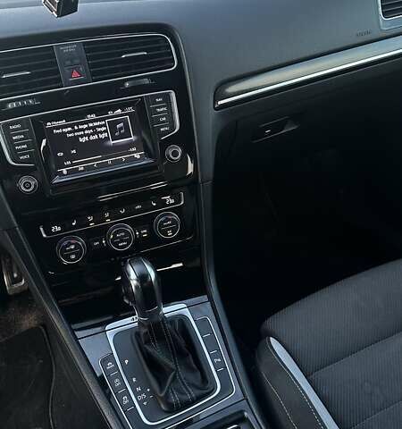 Синій Фольксваген Гольф Р, об'ємом двигуна 1.98 л та пробігом 141 тис. км за 30000 $, фото 25 на Automoto.ua