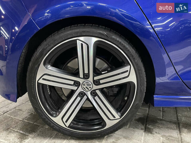 Синій Фольксваген Гольф Р, об'ємом двигуна 2 л та пробігом 131 тис. км за 21500 $, фото 6 на Automoto.ua