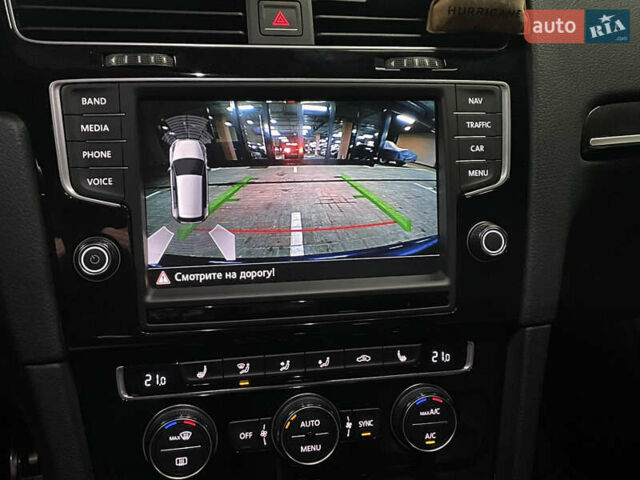 Синій Фольксваген Гольф Р, об'ємом двигуна 2 л та пробігом 131 тис. км за 21500 $, фото 18 на Automoto.ua