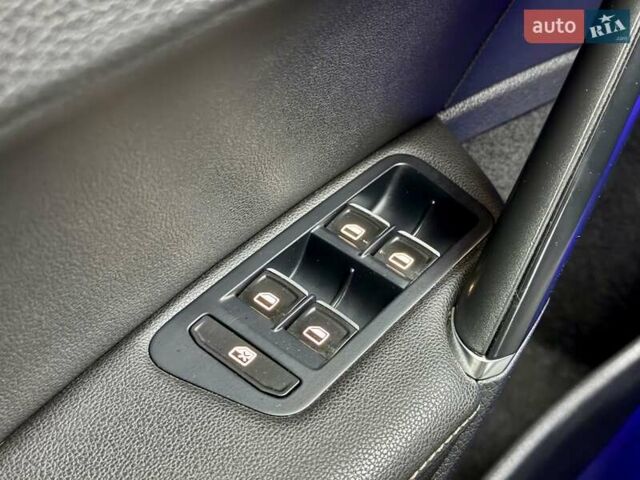 Синий Фольксваген Гольф Р, объемом двигателя 2 л и пробегом 143 тыс. км за 19500 $, фото 22 на Automoto.ua