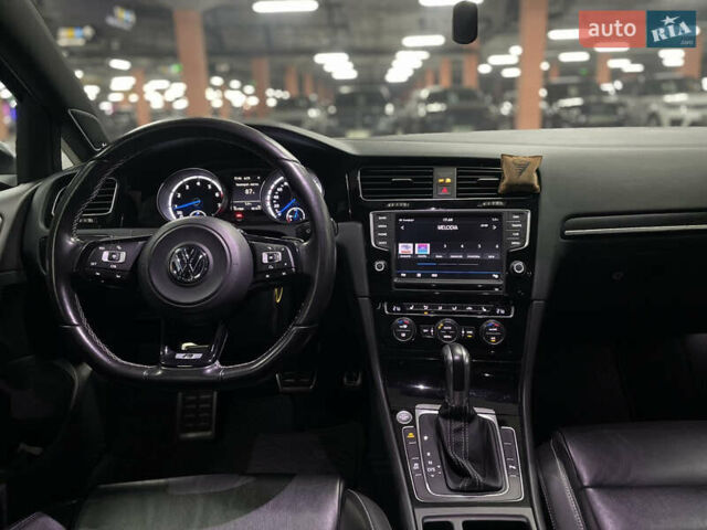 Синій Фольксваген Гольф Р, об'ємом двигуна 2 л та пробігом 131 тис. км за 21500 $, фото 22 на Automoto.ua