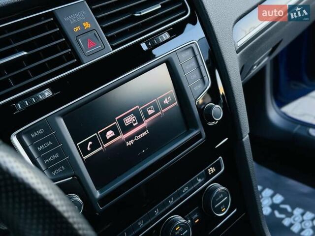 Синій Фольксваген Гольф Р, об'ємом двигуна 2 л та пробігом 67 тис. км за 25500 $, фото 134 на Automoto.ua