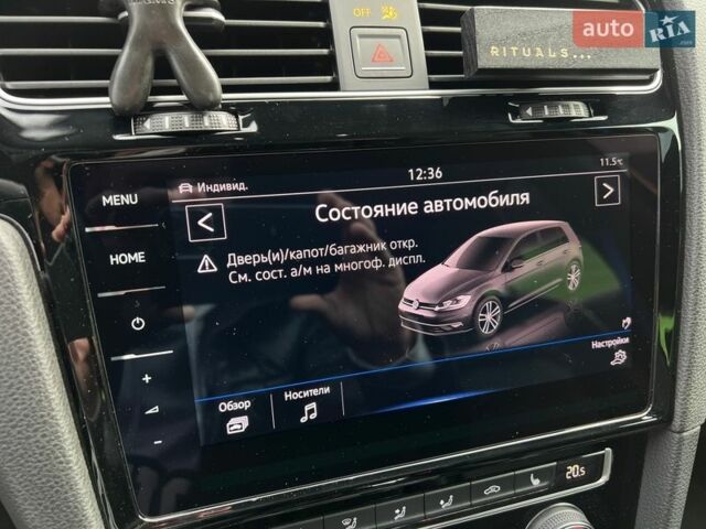 Синий Фольксваген Гольф Р, объемом двигателя 1.98 л и пробегом 43 тыс. км за 31000 $, фото 38 на Automoto.ua