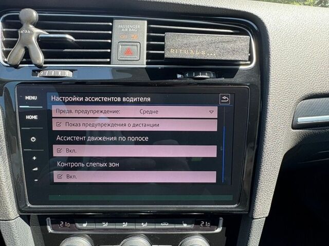 Синій Фольксваген Гольф Р, об'ємом двигуна 2 л та пробігом 42 тис. км за 28999 $, фото 46 на Automoto.ua