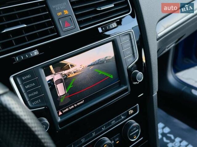 Синій Фольксваген Гольф Р, об'ємом двигуна 2 л та пробігом 67 тис. км за 25500 $, фото 136 на Automoto.ua