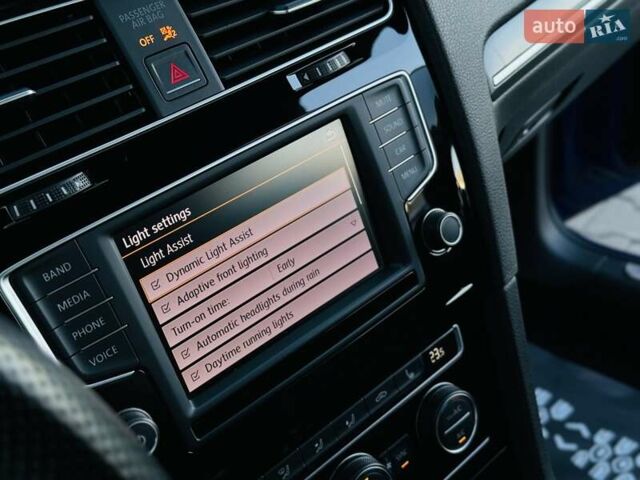 Синій Фольксваген Гольф Р, об'ємом двигуна 2 л та пробігом 67 тис. км за 25500 $, фото 131 на Automoto.ua