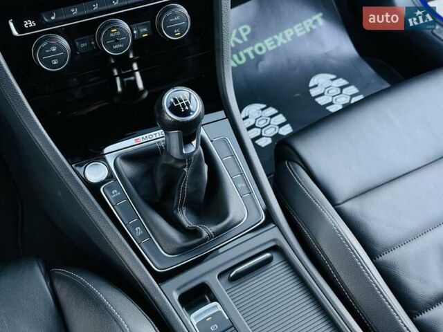 Синій Фольксваген Гольф Р, об'ємом двигуна 2 л та пробігом 67 тис. км за 25500 $, фото 17 на Automoto.ua