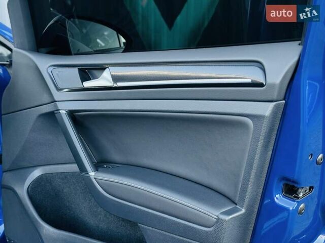 Синій Фольксваген Гольф Р, об'ємом двигуна 2 л та пробігом 67 тис. км за 25500 $, фото 113 на Automoto.ua