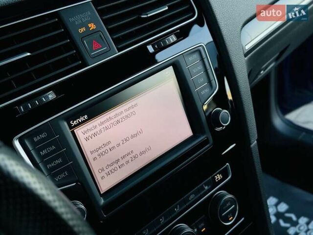 Синій Фольксваген Гольф Р, об'ємом двигуна 2 л та пробігом 67 тис. км за 25500 $, фото 133 на Automoto.ua