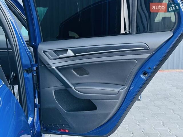 Синій Фольксваген Гольф Р, об'ємом двигуна 2 л та пробігом 67 тис. км за 25500 $, фото 105 на Automoto.ua