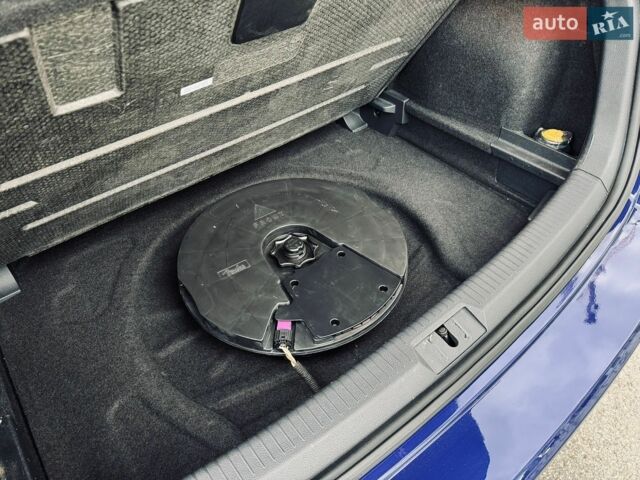 Синій Фольксваген Гольф Р, об'ємом двигуна 2 л та пробігом 140 тис. км за 22500 $, фото 17 на Automoto.ua