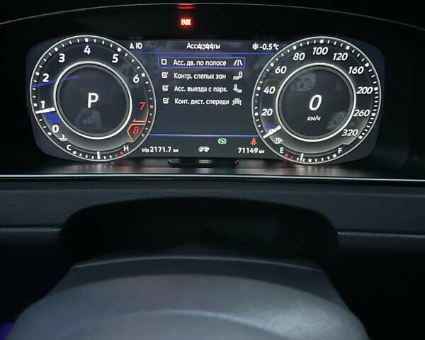 Синій Фольксваген Гольф Р, об'ємом двигуна 1.98 л та пробігом 71 тис. км за 27000 $, фото 19 на Automoto.ua