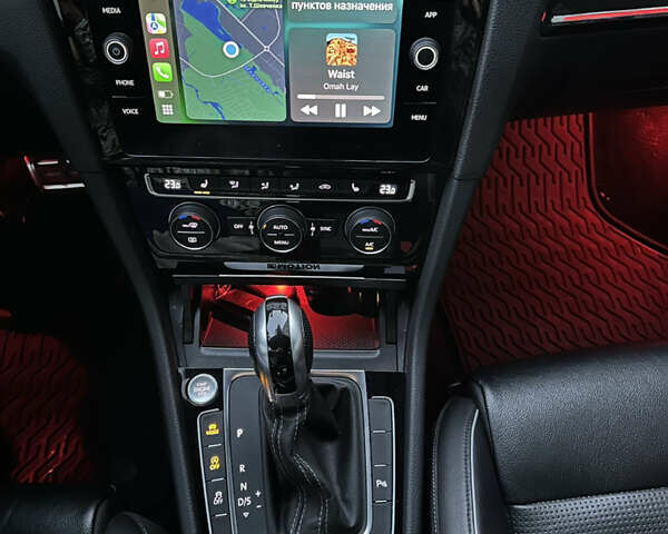 Синій Фольксваген Гольф Р, об'ємом двигуна 1.98 л та пробігом 71 тис. км за 27000 $, фото 17 на Automoto.ua