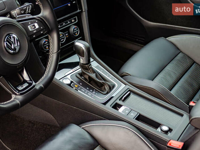 Синій Фольксваген Гольф Р, об'ємом двигуна 1.97 л та пробігом 36 тис. км за 29999 $, фото 26 на Automoto.ua