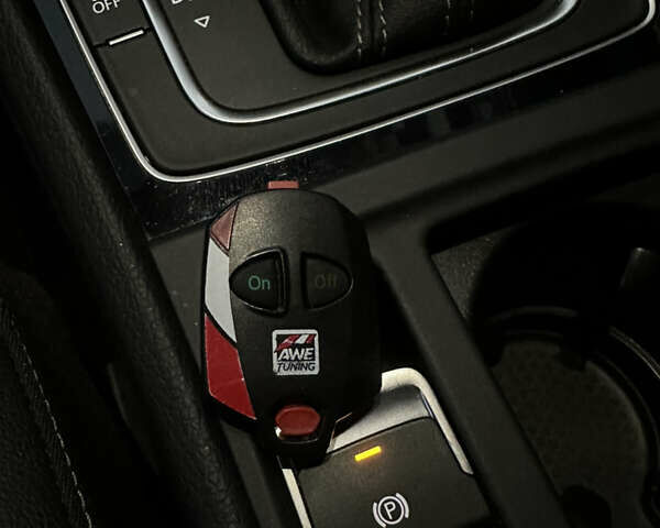 Синій Фольксваген Гольф Р, об'ємом двигуна 1.98 л та пробігом 71 тис. км за 27000 $, фото 20 на Automoto.ua