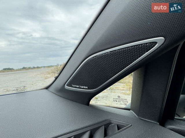 Синій Фольксваген Гольф Р, об'ємом двигуна 2 л та пробігом 60 тис. км за 38300 $, фото 30 на Automoto.ua