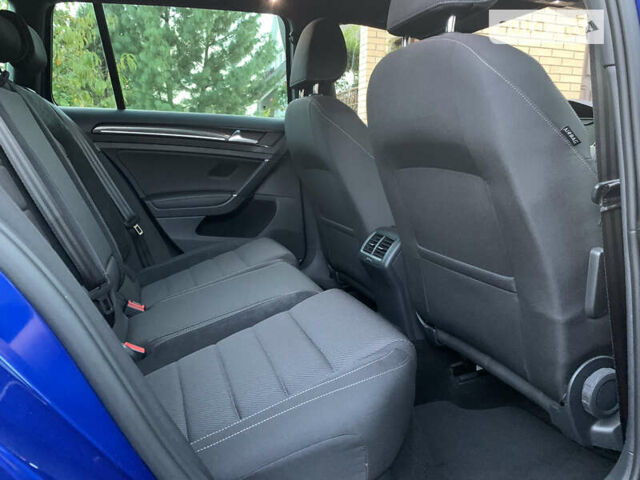 Синий Фольксваген Гольф Р, объемом двигателя 1.98 л и пробегом 285 тыс. км за 24500 $, фото 12 на Automoto.ua