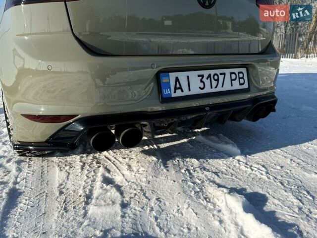 Зеленый Фольксваген Гольф Р, объемом двигателя 2 л и пробегом 155 тыс. км за 23300 $, фото 16 на Automoto.ua