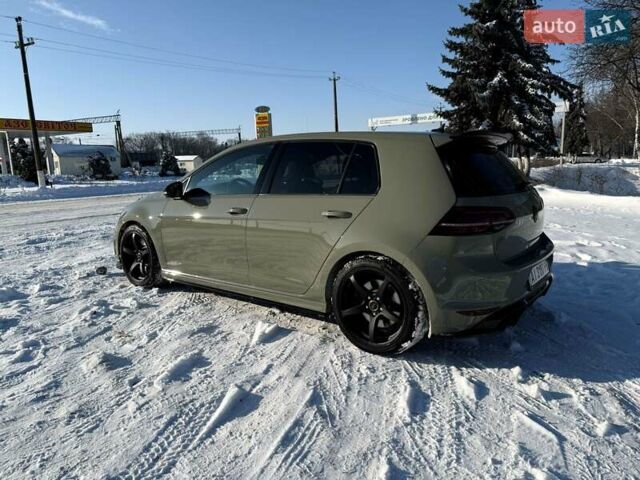 Зеленый Фольксваген Гольф Р, объемом двигателя 1.98 л и пробегом 145 тыс. км за 25500 $, фото 20 на Automoto.ua