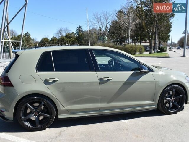 Зеленый Фольксваген Гольф Р, объемом двигателя 2 л и пробегом 155 тыс. км за 22500 $, фото 11 на Automoto.ua