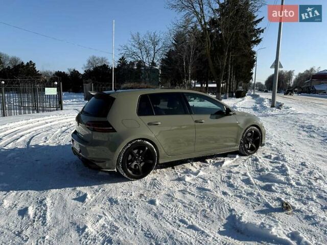 Зеленый Фольксваген Гольф Р, объемом двигателя 1.98 л и пробегом 145 тыс. км за 25500 $, фото 3 на Automoto.ua