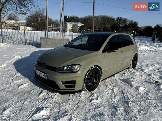 Зеленый Фольксваген Гольф Р, объемом двигателя 1.98 л и пробегом 145 тыс. км за 25500 $, фото 5 на Automoto.ua